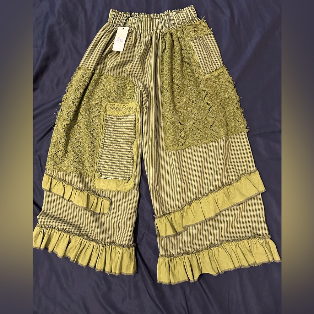 Jaded Gypsy Ruffle Your Feathers Pants